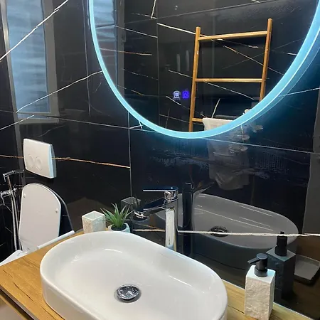 Horta's Couette-café Tirana